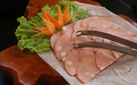 Khách sạn Novotel Hạ Long